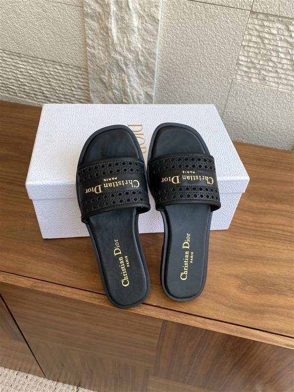 20251128184323930 310